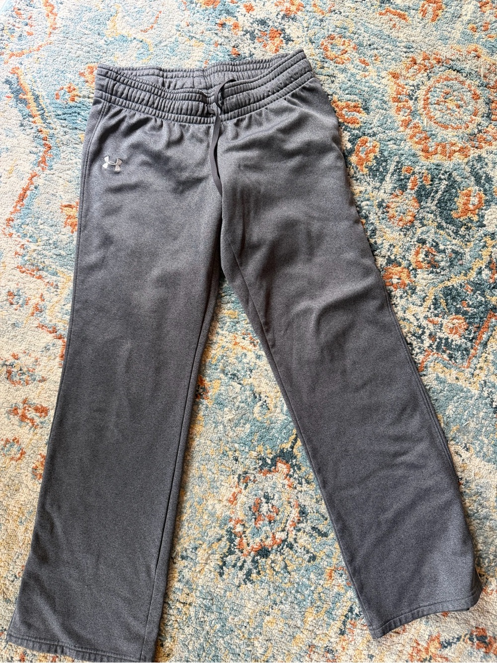Under Armour womens Charcoal Gray Performance sweatpants